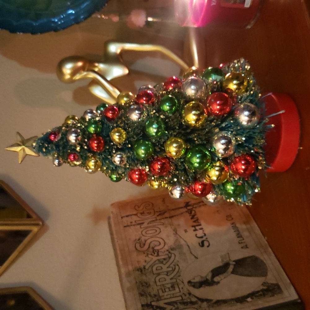SOLD* Christopher Radko Shiny Brite Bottlebrush Christmas Tree - Picture 7 of 8